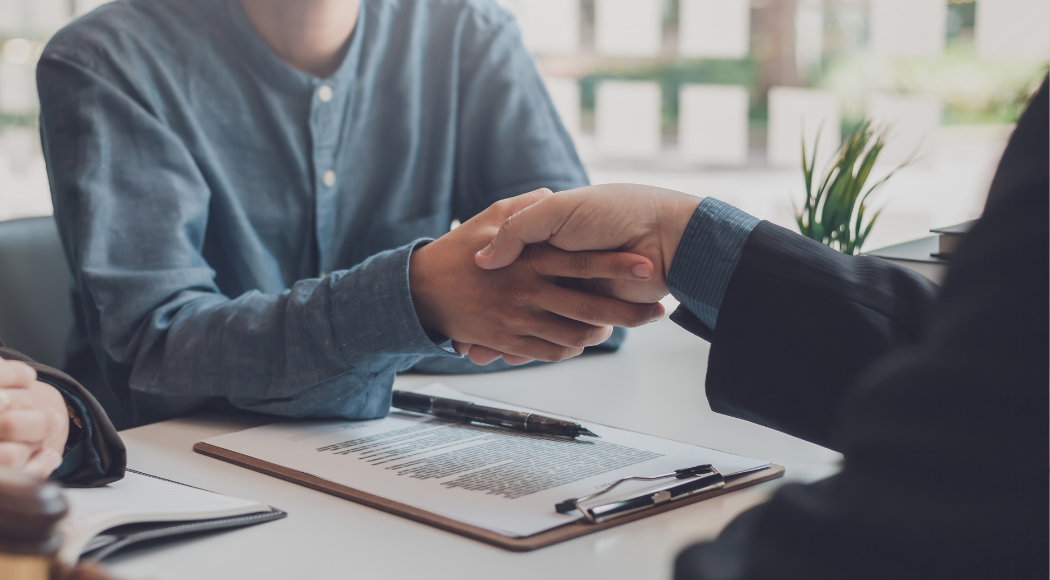 Avvocati pro bono in Italia: l’assistenza accessibile a chi non può permettersela